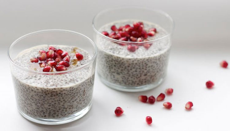 Pomegranate-and-coconut-pudding